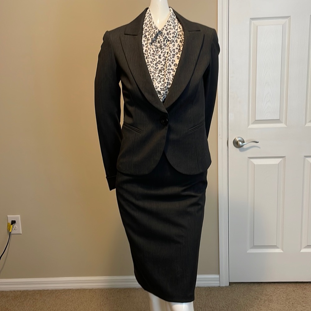 LAFAYETTE 148 CLASSIC STYLE WOOL ONE BUTTON JACKET PENCIL SKIRT SUIT 0 NWOT